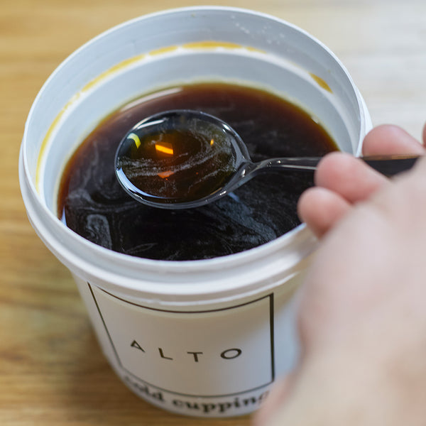 http://altocoldbrew.com/cdn/shop/products/cold-cupping-web_spoon1_600x.jpg?v=1614964469